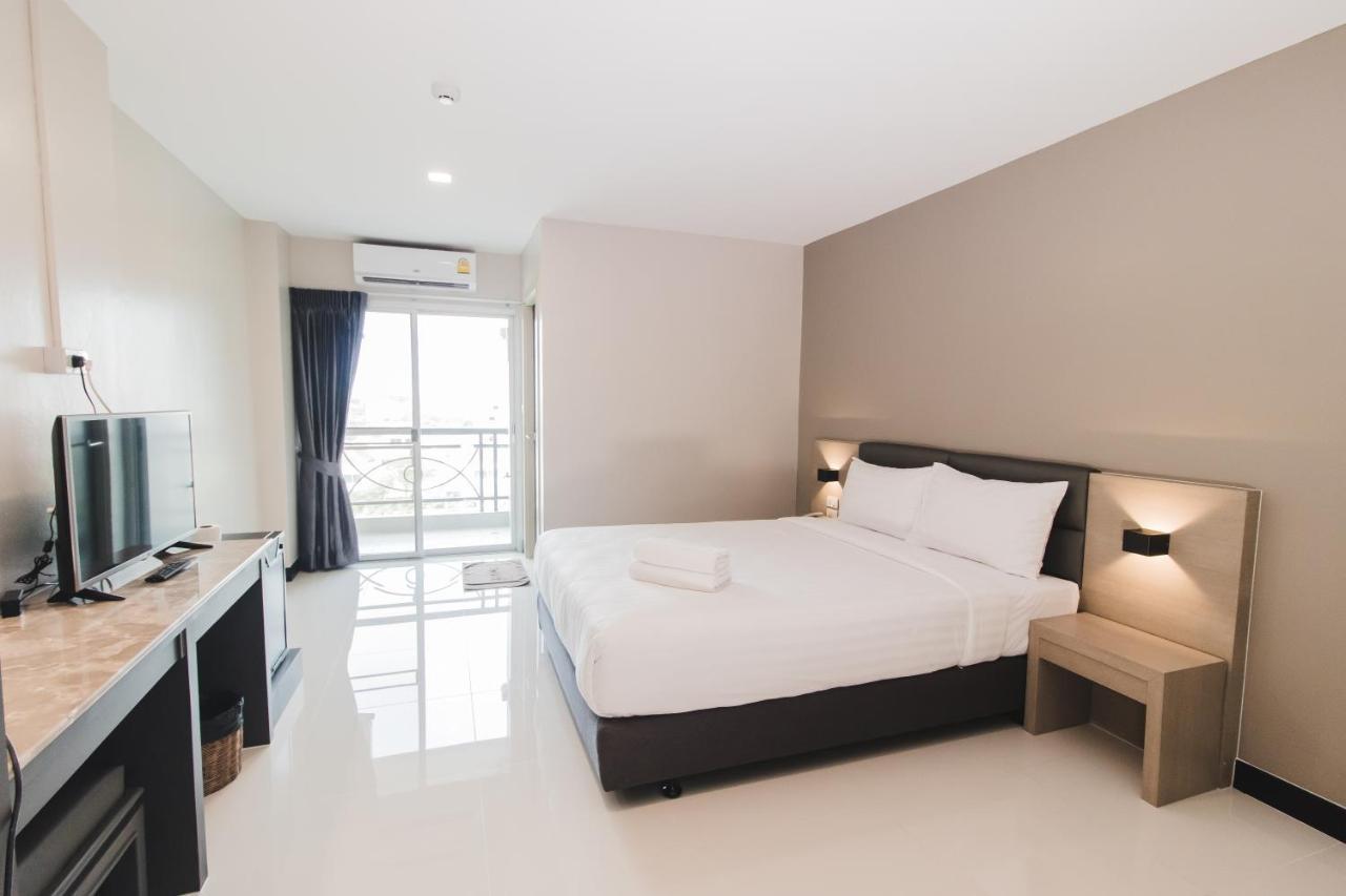 So Good Hotel Bangkok Exterior photo